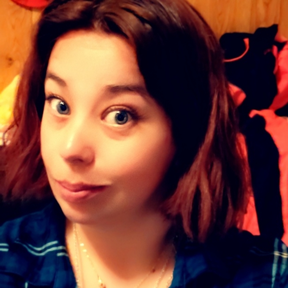 Meet your Posher, Brandi